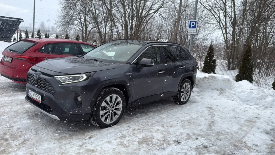 Toyota RAV4 — Taxi Airport Gdańsk